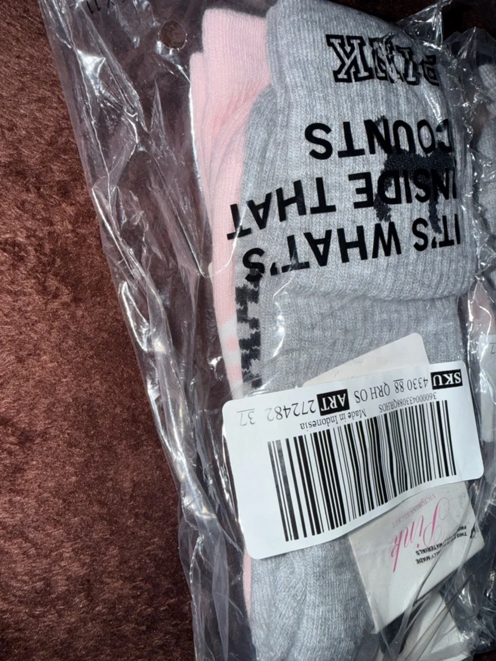 PINK Victoria's Secret Pink & Gray Dog Logo 2-Pack Crew Socks - New